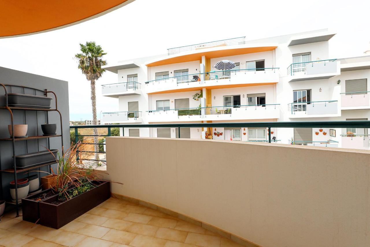 C03 - Gale Holiday Apartment In لاغوس المظهر الخارجي الصورة