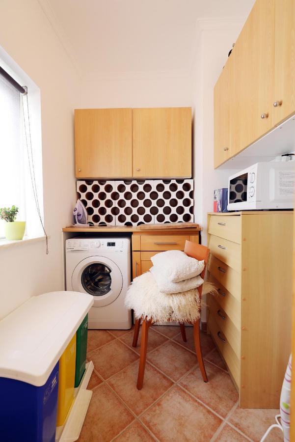 C03 - Gale Holiday Apartment In لاغوس المظهر الخارجي الصورة